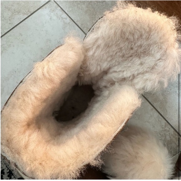 UGG boots - Picture 5 of 12